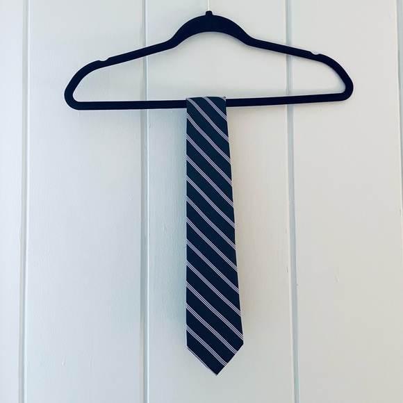 Michael Kors Black & Purple Striped Necktie - Picture 3 of 6